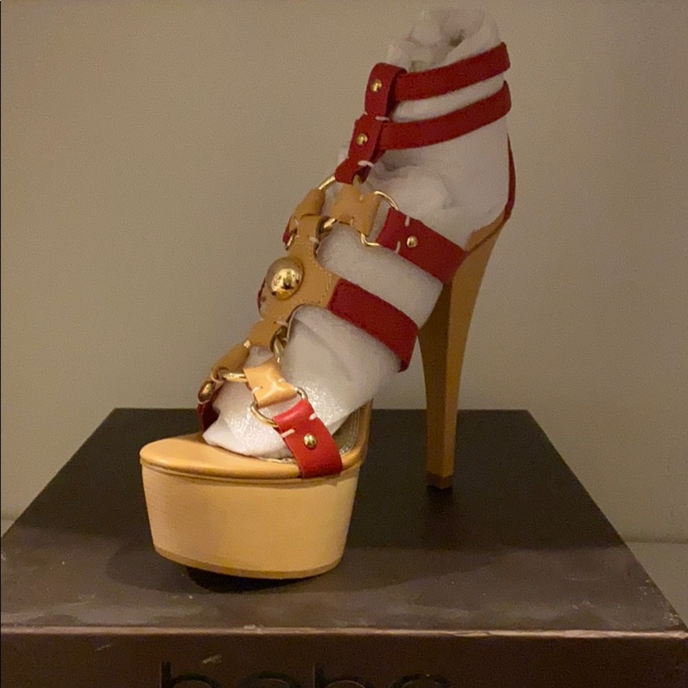 Bebe heels